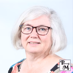 Papercraft with me (Tracy Elsom)