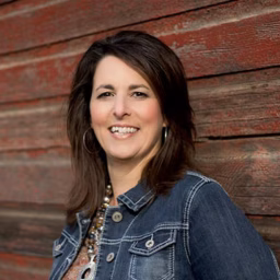 Mary Jo Irmen (Farming Without the Bank)