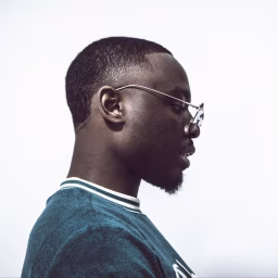 DADJU Djuna