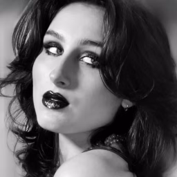 Maddy Anderson Music              Recording Artist