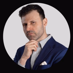 M Forti | Perfume Curator