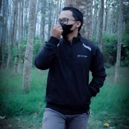 Haris Hidayat