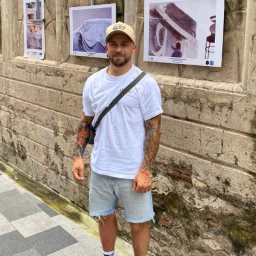 Domi goes Asia