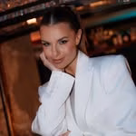 Laura Wontorra | TV Host Sports & Show | Founder