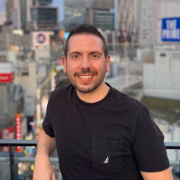 Adrian The Cruise and Travel Guy
