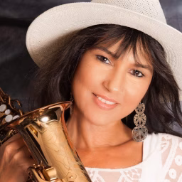 Saxophonistin Celia Baron