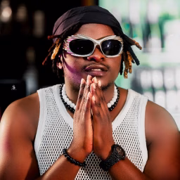 FLO YEPEKE 