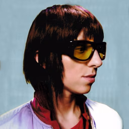 Chloé Caillet | SMIILE RECORDS