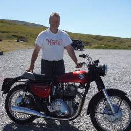 Paul Henshaw's classic motorcycle channel.