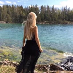 Amanda Svalin 🇸🇪