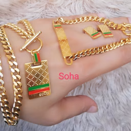 Soha Accessories