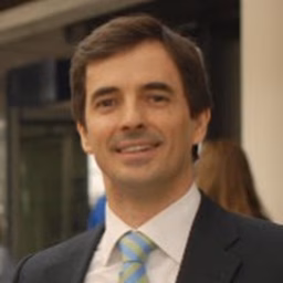 Paulo Flores