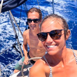 Sailing Sea Pearl
