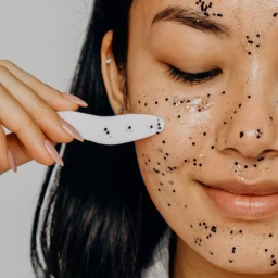 Remove Blackhead