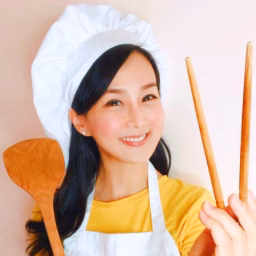 CiCi Li, Asian Home Cooking