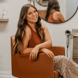 Sydney Sauls.Hairstylist