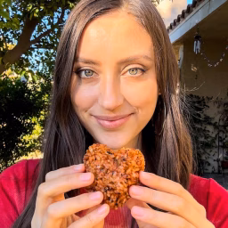 Justine Cooks Vegan 