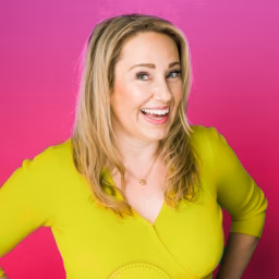 Leslie Venetz is your B2B Sales Strategist
