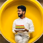 𝑨𝒏𝒌𝒊𝒕 || Book Reviewer || Blogger📔