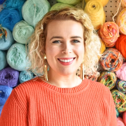 Kristina • Tiny Curl Crochet