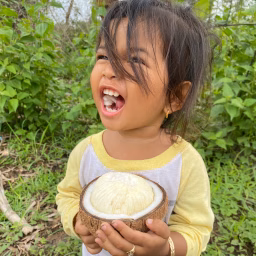 TORUNG MOMY