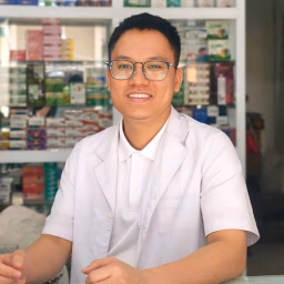 Dược Sĩ Toàn