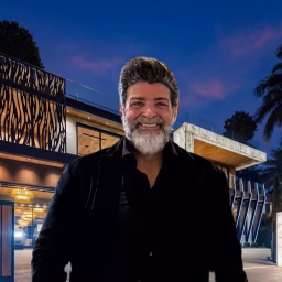 Dov Stark, Prestige Homes