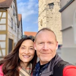 Traveling Expats