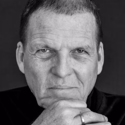 Prof. Dr. Hartmut Walz