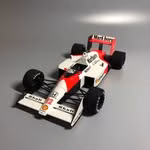 Min Lee_car