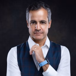 Dr Marcelo Vieira