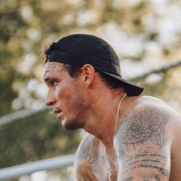 Spencer Lewis 