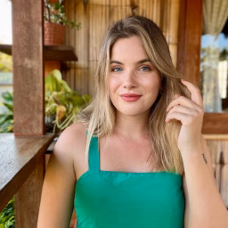 Alina Mcleod
