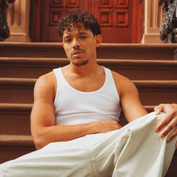 Anthony Ramos - Topic