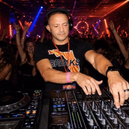 Dj Paul Santana
