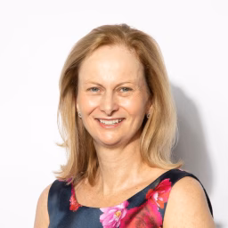 Dr Peta Stapleton