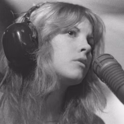 Stevie Nicks - Topic
