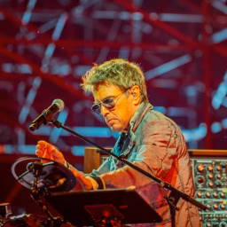 Jean-Michel Jarre - Topic