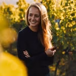 Juliane Eller I JUWEL Weine