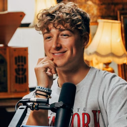 Elliot Bewick