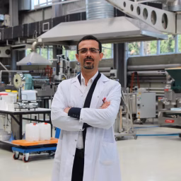 Erdem Öner