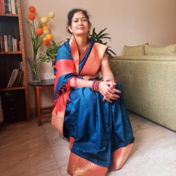 Usha Saini Knitting