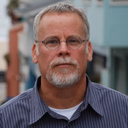 Author Michael Connelly