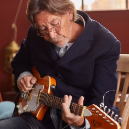 Chris Rea Official
