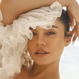 Vanessa Hudgens Brasil