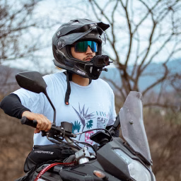 Esus en Moto