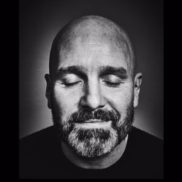 JOHNNY HARRIS