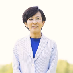 山本かなえ