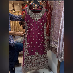 Makkah-Fashion designer 