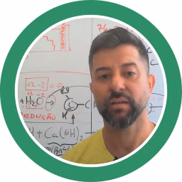 Professor e Técnico Operações Felipe Cardoso